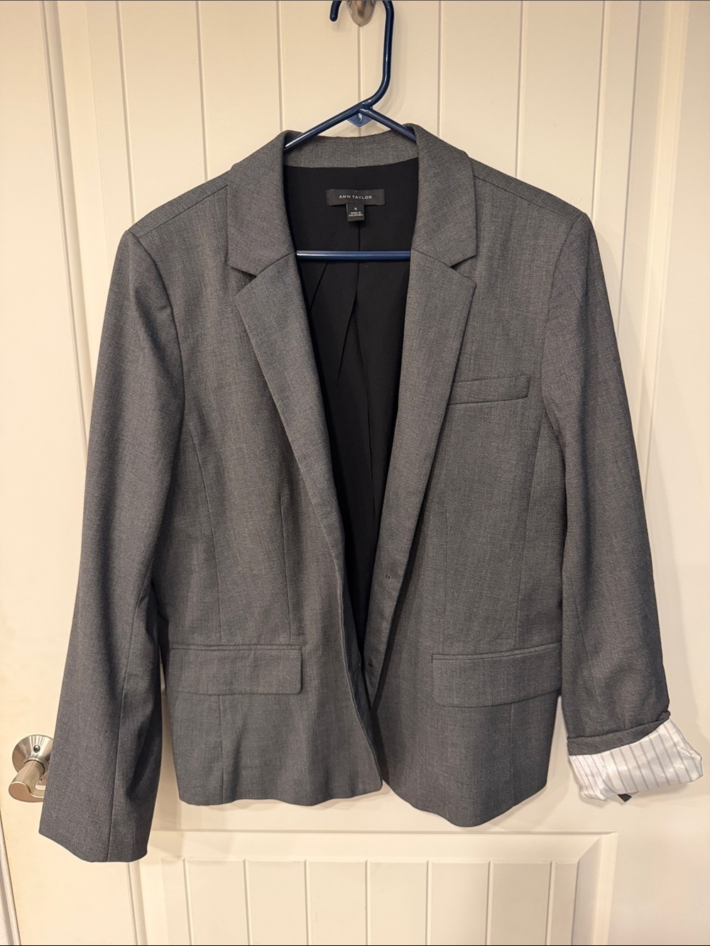 Ann Taylor Gray Women's Blazer - Classic Notch Lapel